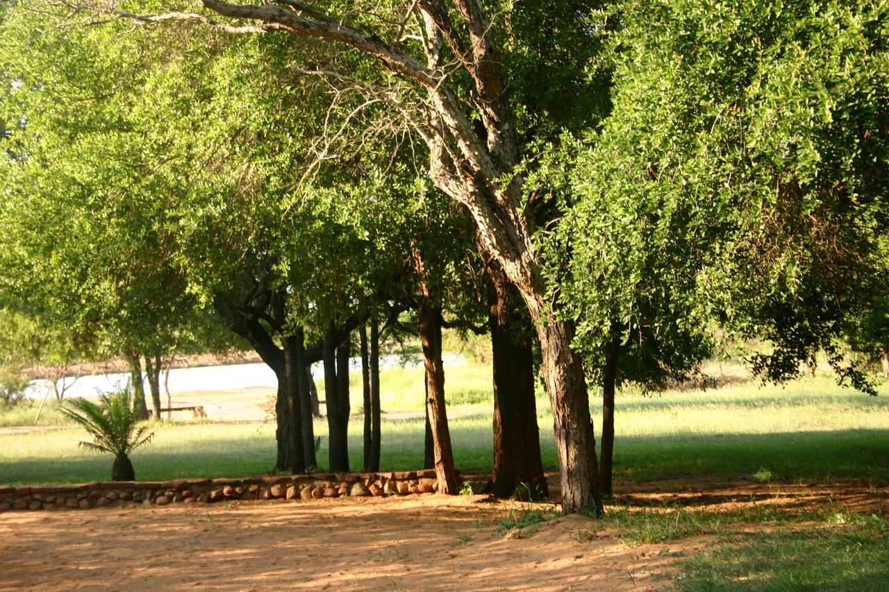 Hlane Royal National Park Villa Simunye Luaran gambar